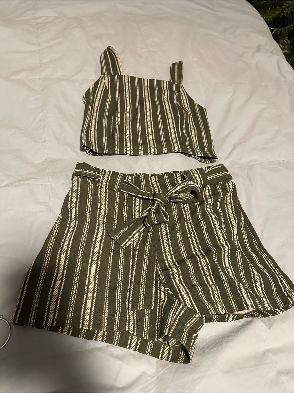 Striped Olive High-Waist Tie-Belt Women’s Shorts & crop tank matching set Small
